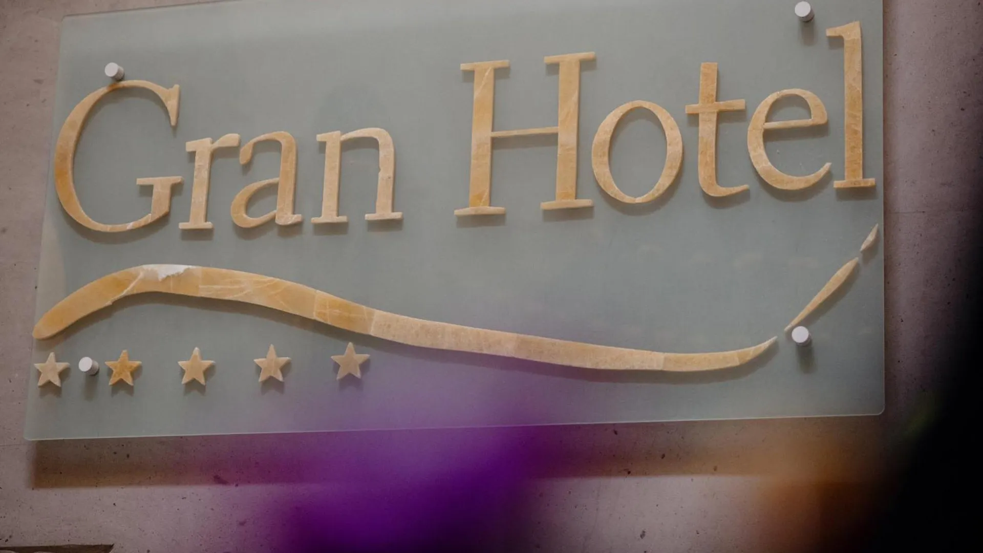 Gran Hotel De Queretaro 5*,